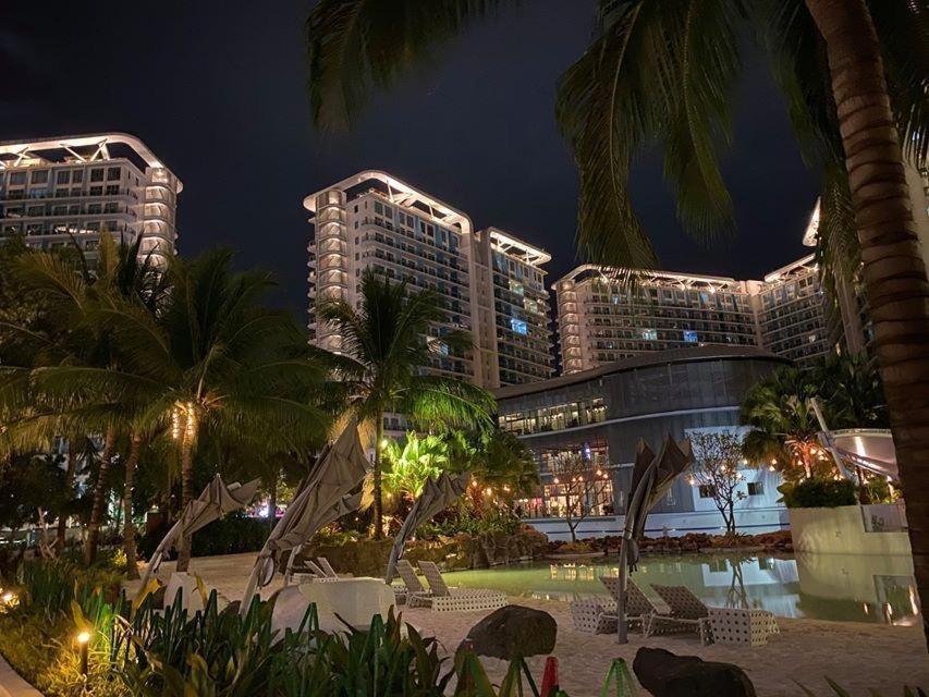 Azure Urban Resort Paranaque City Экстерьер фото