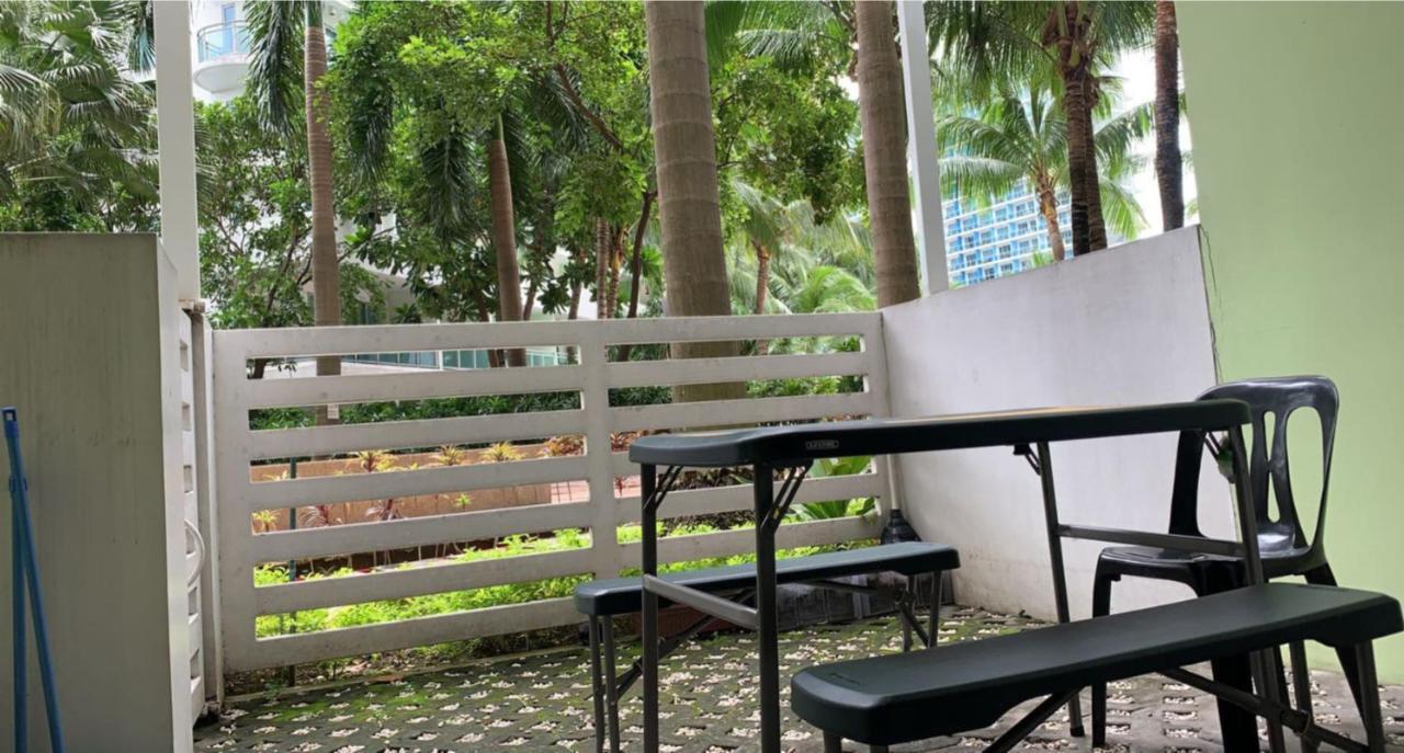 Azure Urban Resort Paranaque City Экстерьер фото