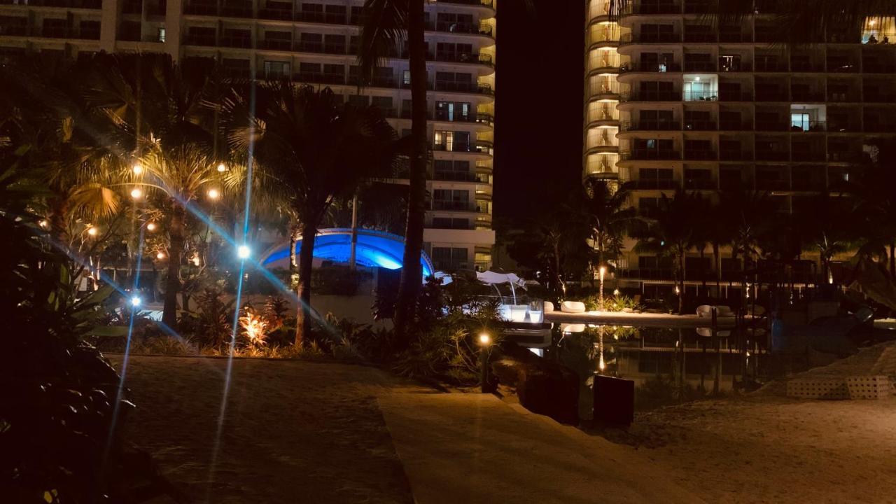 Azure Urban Resort Paranaque City Экстерьер фото