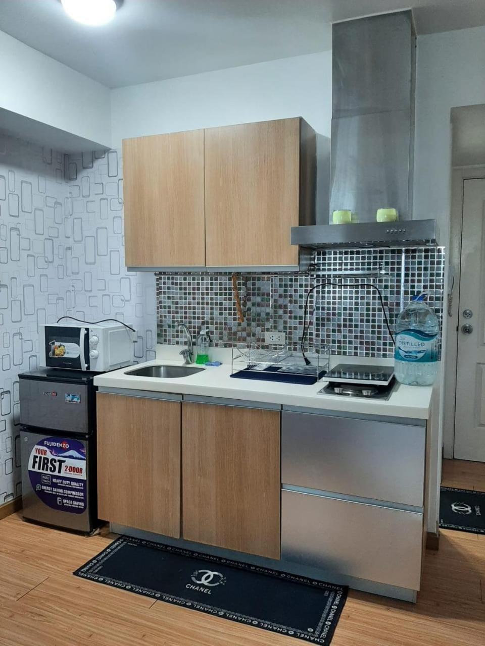 Azure Urban Resort Paranaque City Экстерьер фото