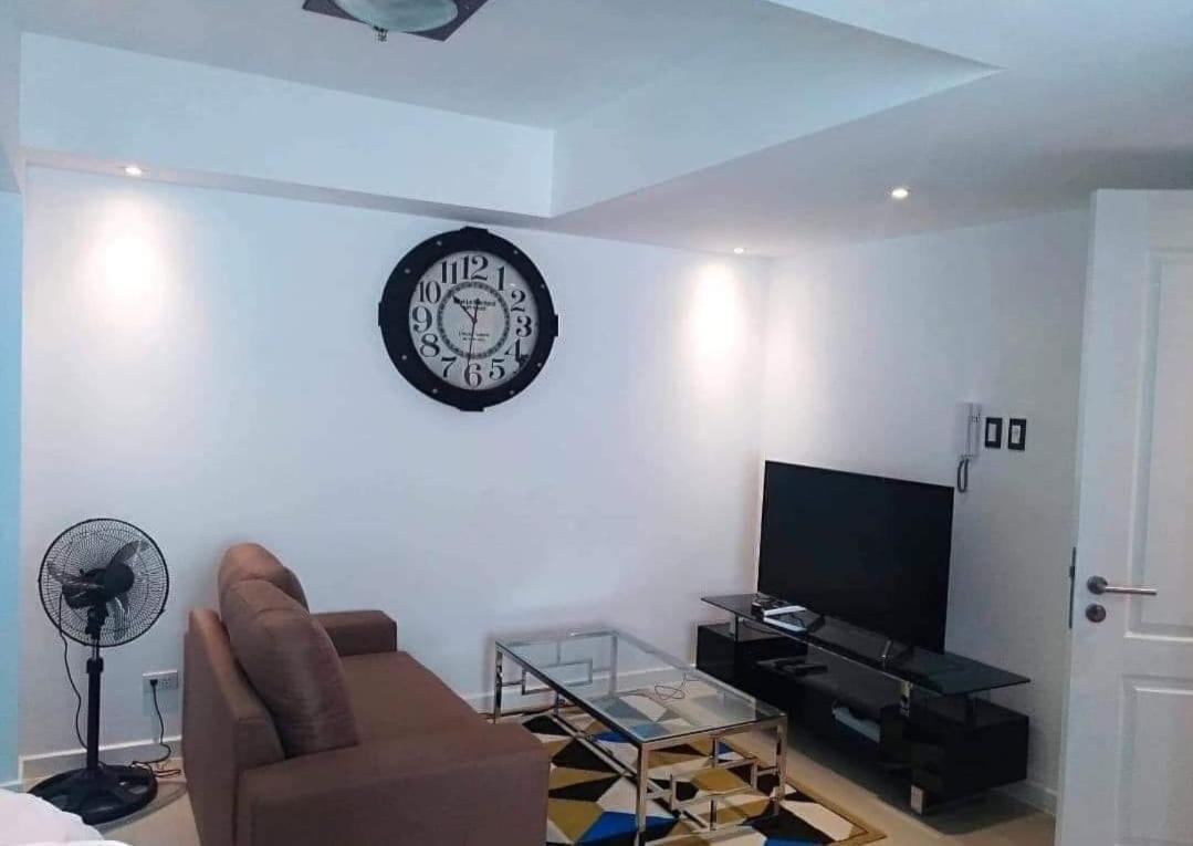 Azure Urban Resort Paranaque City Экстерьер фото