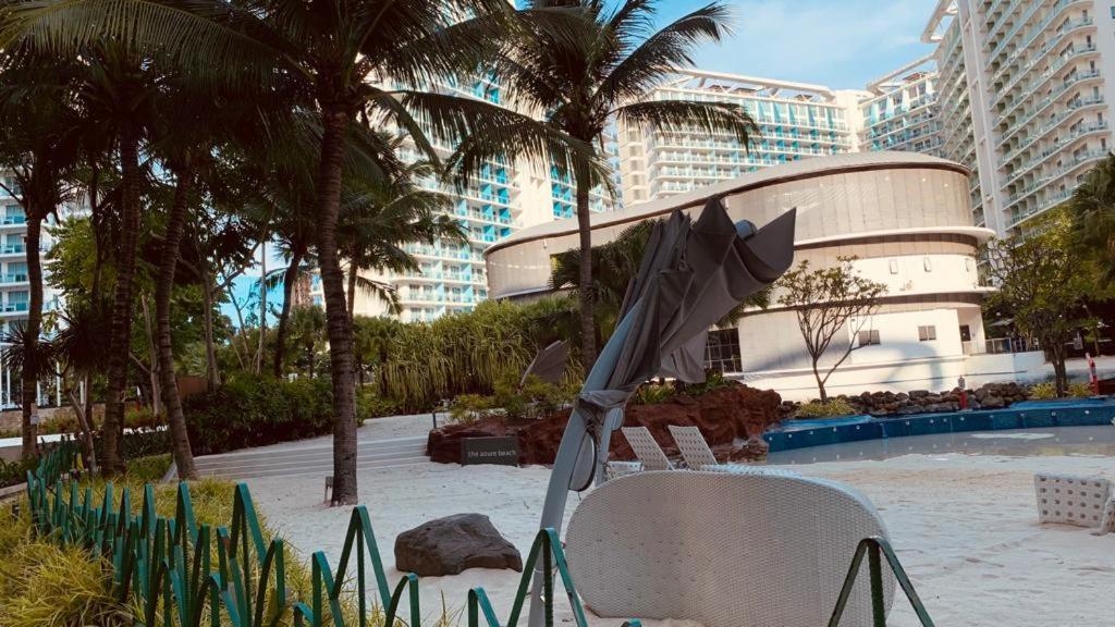 Azure Urban Resort Paranaque City Экстерьер фото