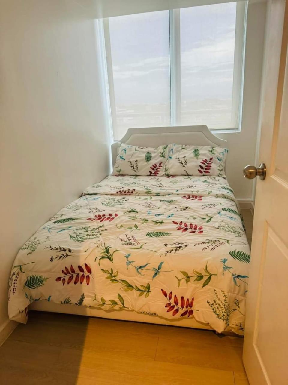 Azure Urban Resort Paranaque City Экстерьер фото