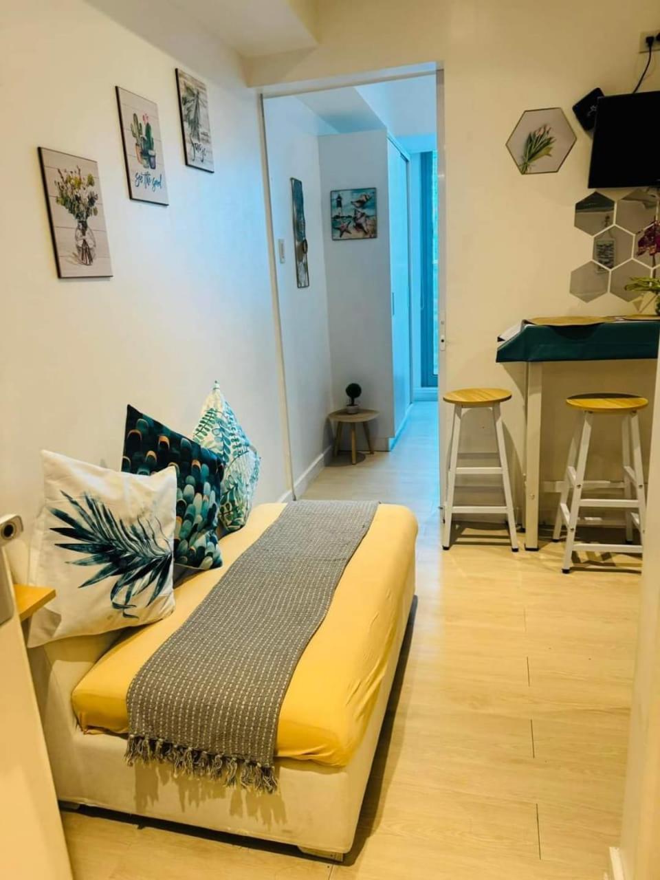 Azure Urban Resort Paranaque City Экстерьер фото